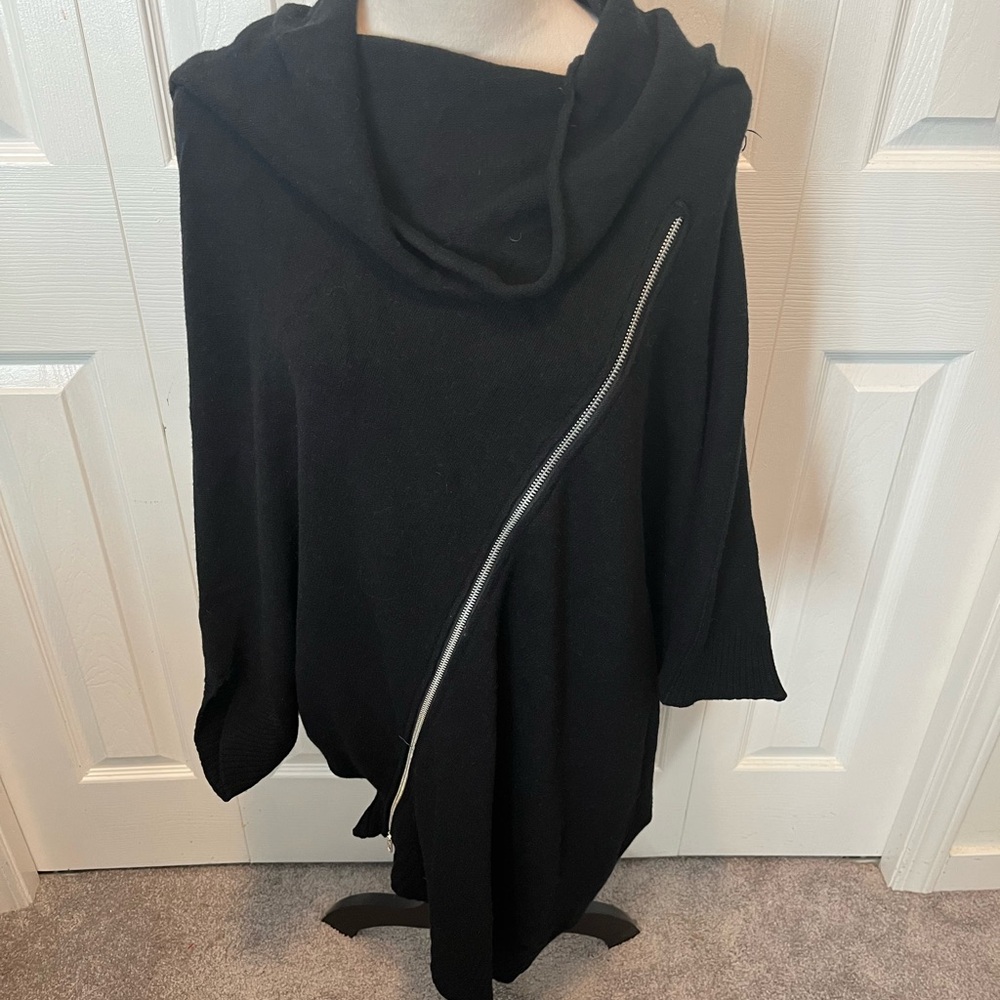 Kontatto size 1X Angora blend Black Asymmetrical Zipper Poncho Lagenlook